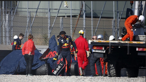 F1第二轮测试Day3：红牛加斯利撞车利来国际不离不弃